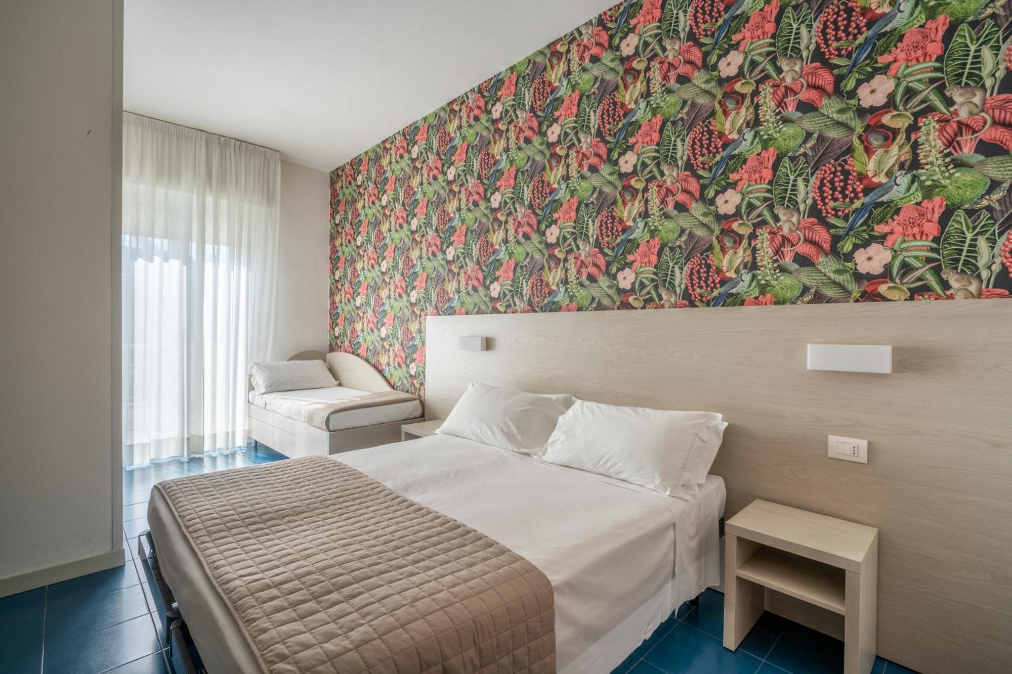 Lotus Hotel All Inclusive & Spiaggia Rimini Exterior photo