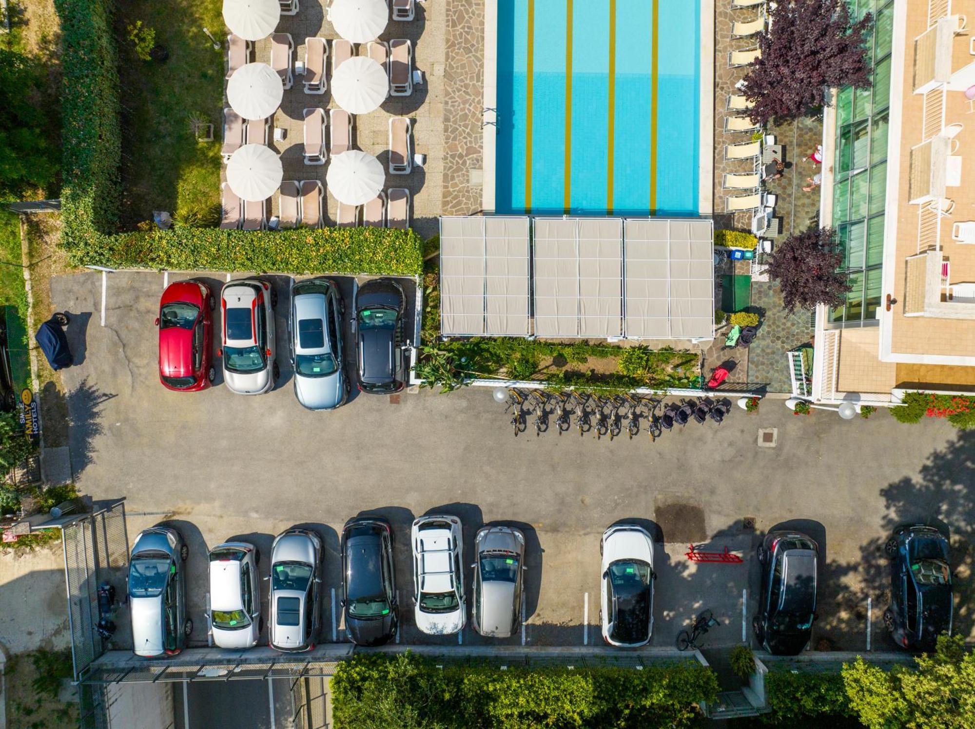 Lotus Hotel All Inclusive & Spiaggia Rimini Exterior photo